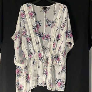 a.n.a.-Floral Sheer Kimono Size 0X